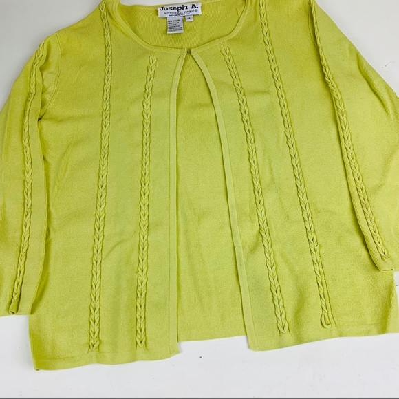 Joseph A Green Sweater. Cardigan. Medium - Picture 1 of 5